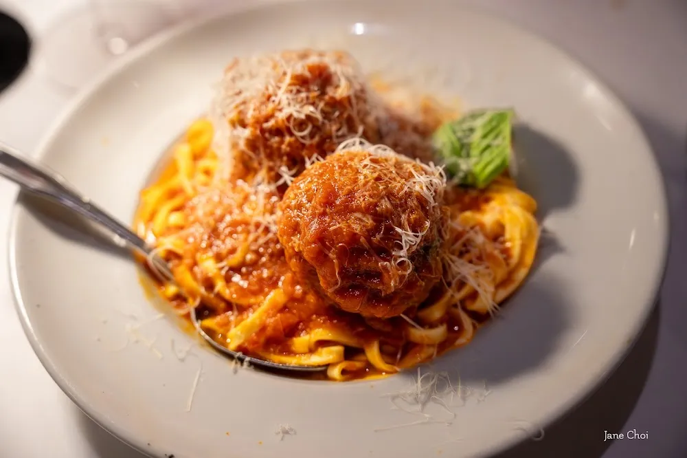 Fettuccine Con Polpette